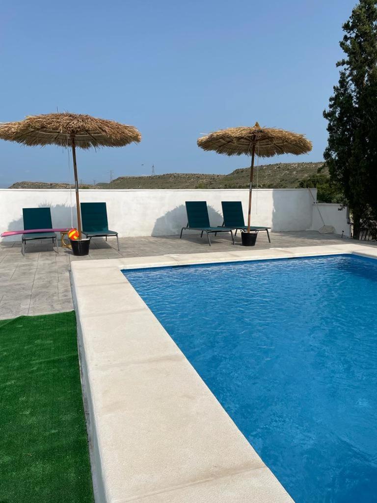 Casa Rural Con Piscina Climatizada Y Barbacoa A 10 Km De Alicante Y Playas, 3000 M2 De Terreno 埃尔切 外观 照片